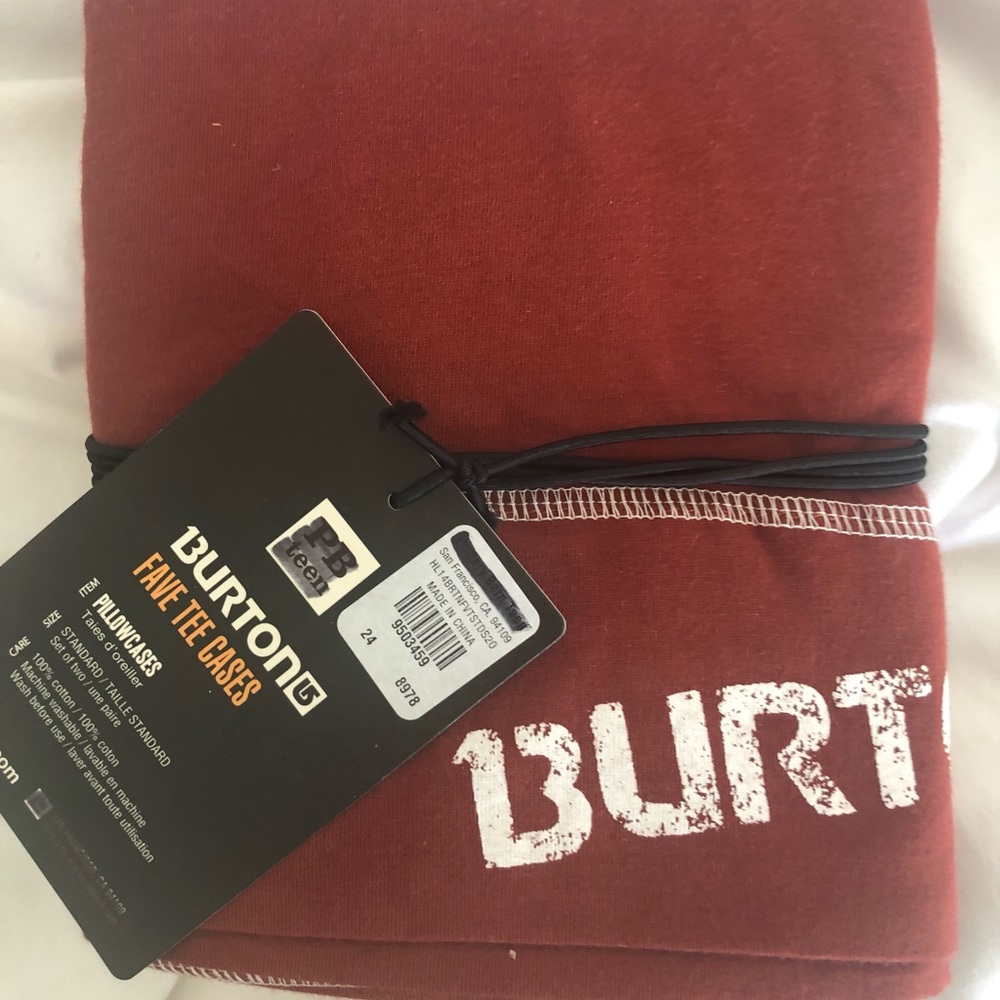 Potter Barn Teen BURTON Fave Tee pillowcases NWT